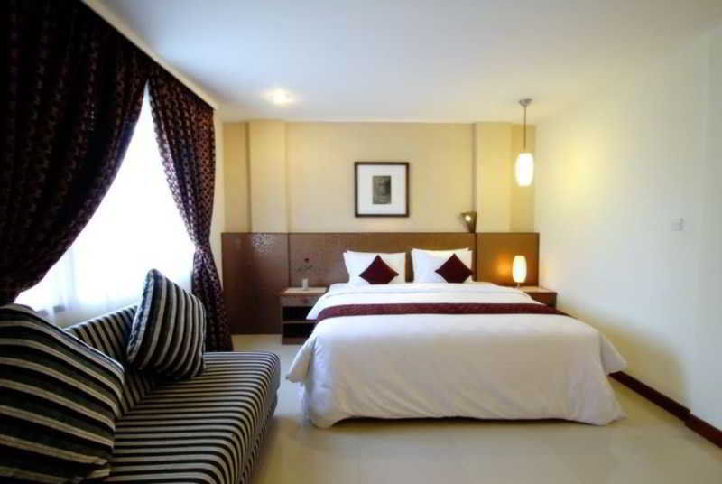 Ohana Hotel Kuta Kuta Lombok Exteriör bild