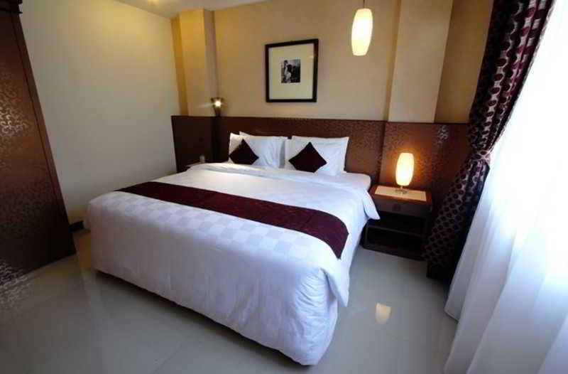 Ohana Hotel Kuta Kuta Lombok Exteriör bild
